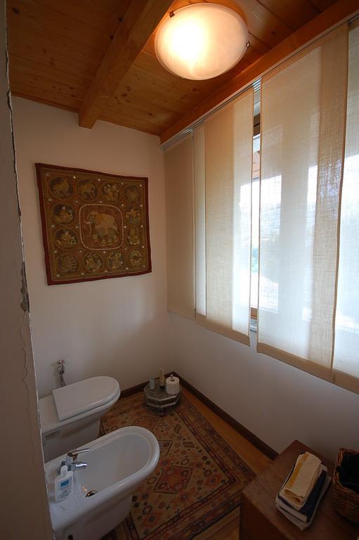 アオスタ Mon Reve Bed & Breakfast エクステリア 写真